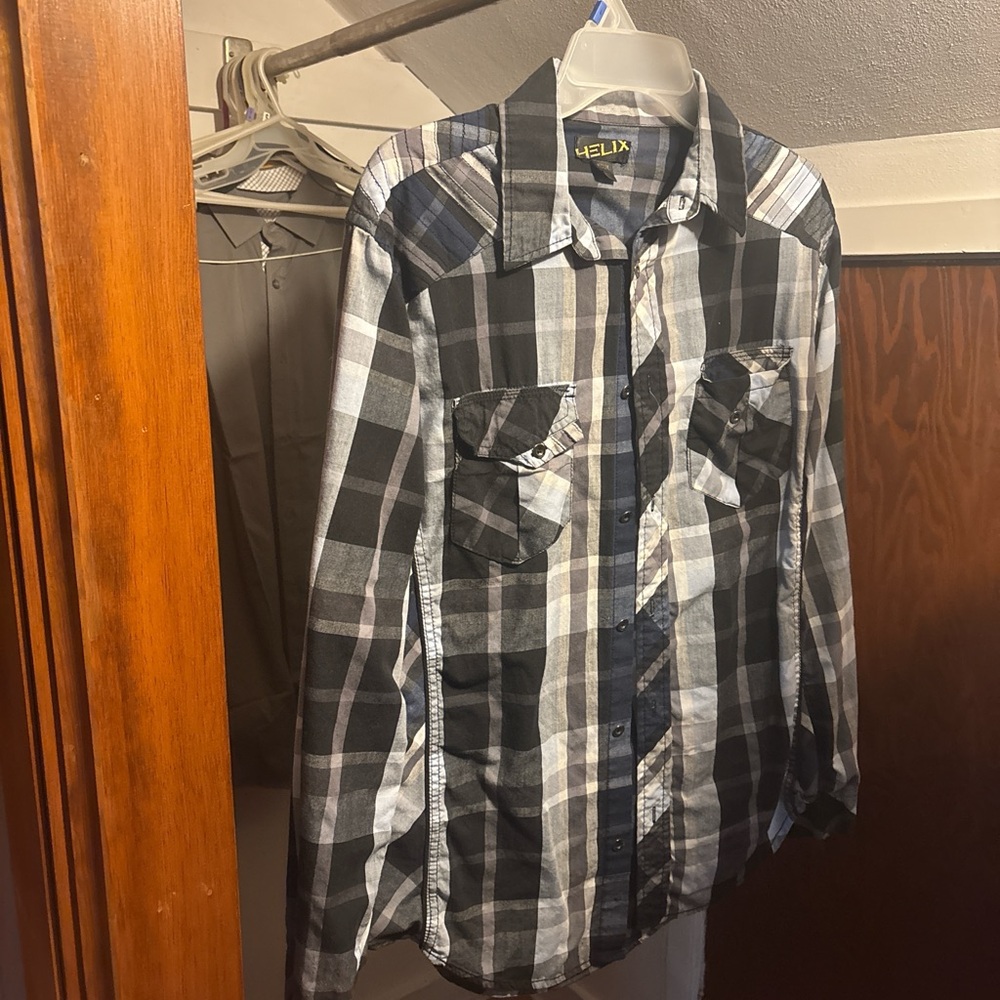 Helix navy blue plaid flannel thick and warm men’s medium (VERY LIGHTLY WORN)